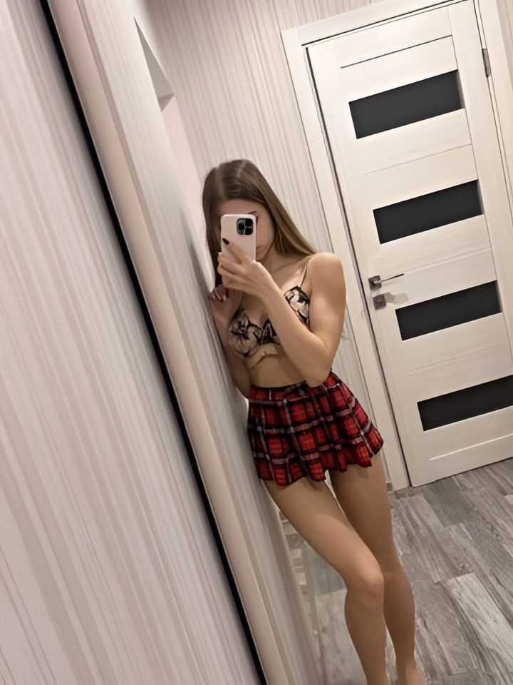 Алла привлекальеная девушка из Добрянки цена от 5000 руб