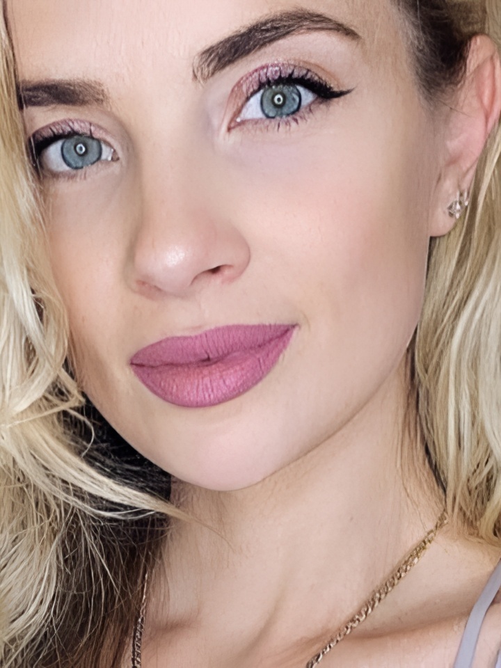 Ефросинья привлекальеная девушка из Добрянки цена от 10000 руб