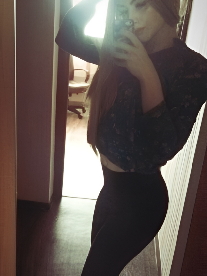 Роксана привлекальеная девушка из Добрянки цена от 3000 руб