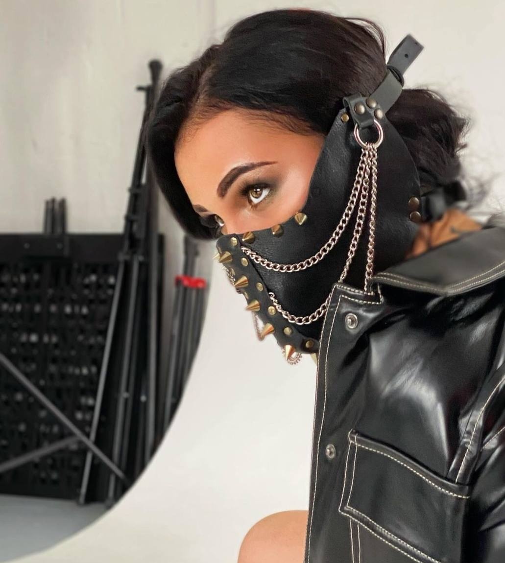 Ирина привлекальеная девушка из Добрянки цена от 8000 руб