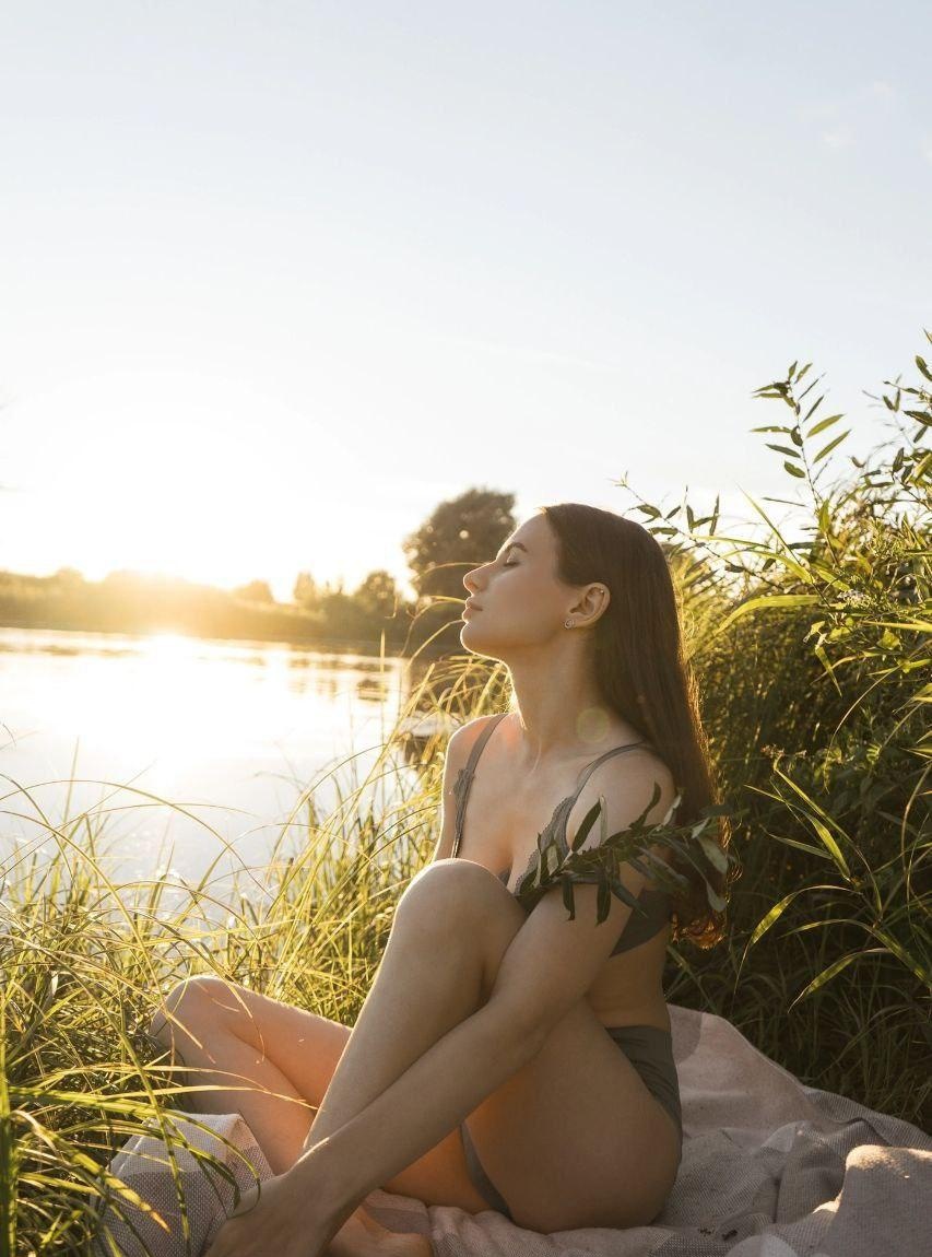 Габриэлла привлекальеная девушка из Добрянки цена от 5000 руб