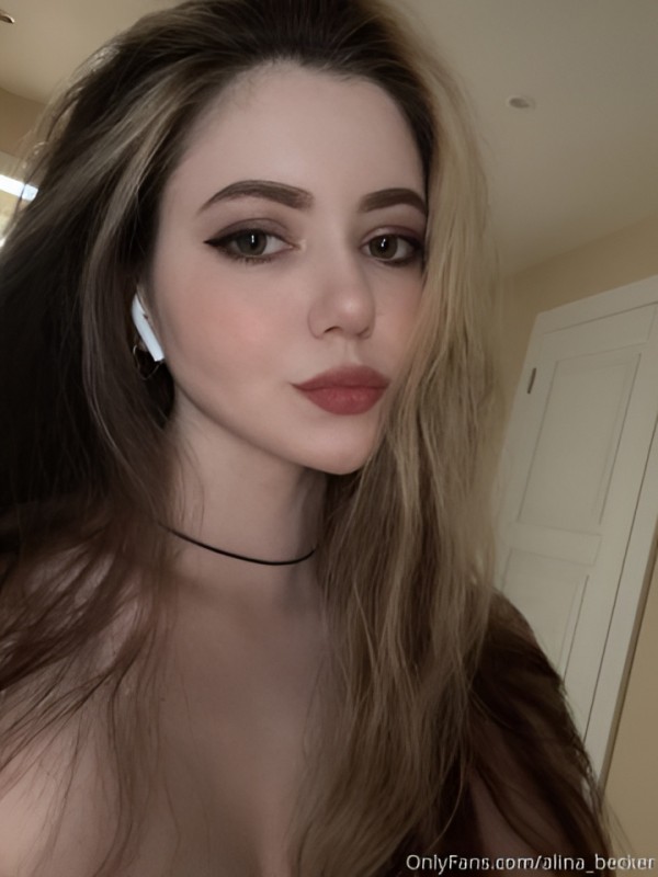 Света привлекательная девушка из Добрянки цена от 4000 руб