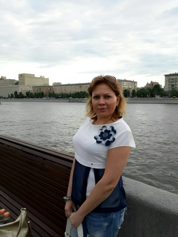 Виктория привлекательная девушка из Добрянки цена от 2500 руб