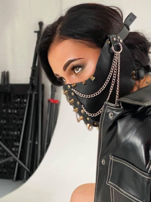 Ирина привлекательная девушка из Добрянки цена от 8000 руб