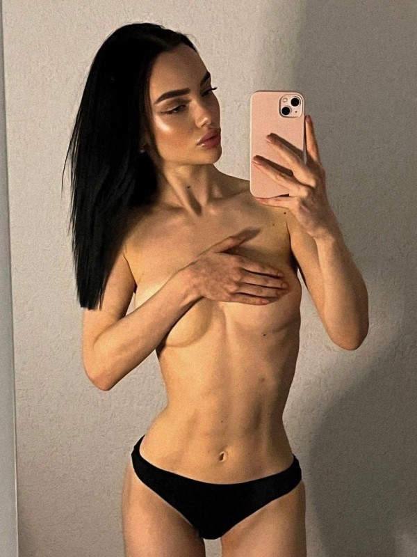 Милана привлекательная девушка из Добрянки цена от 3000 руб