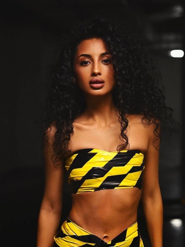 Луиза привлекательная девушка из Добрянки цена от 6000 руб